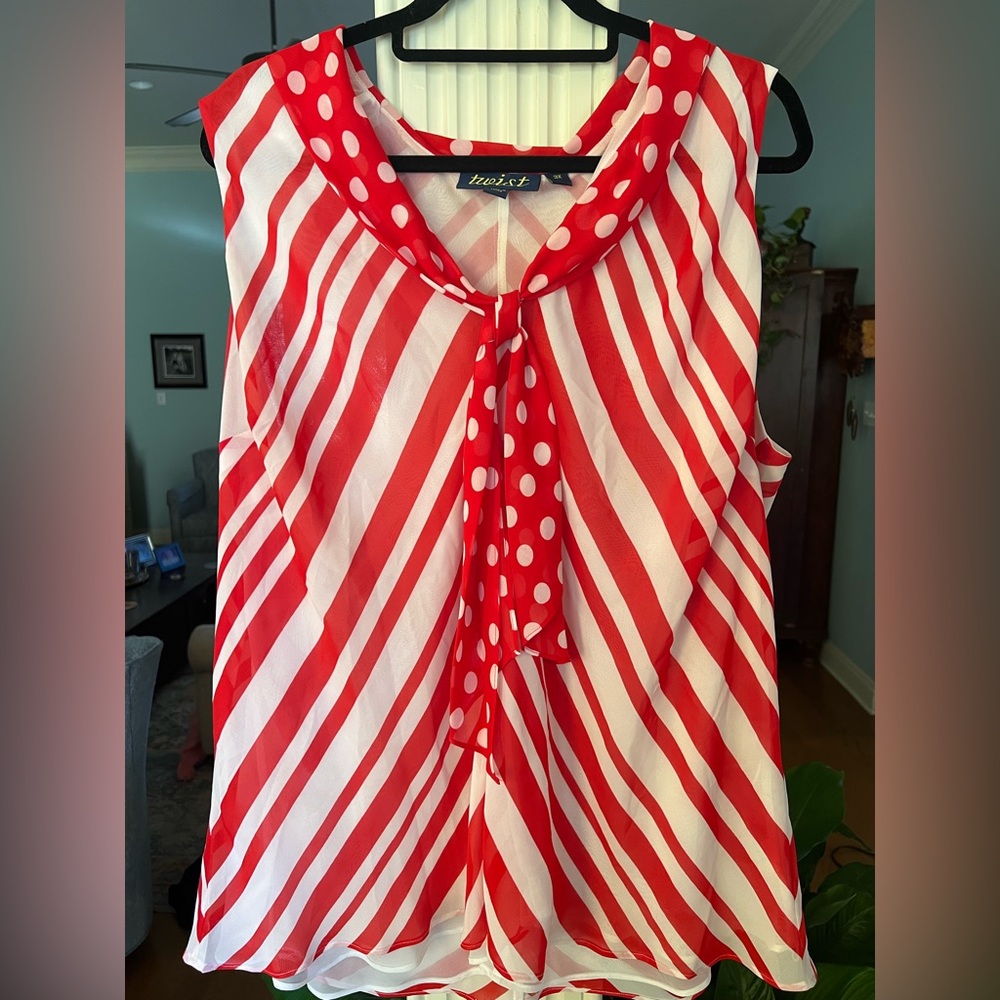Plus Size Striped Blouse w/ Polka Dot tie Size 3X Coquette girl Romantic Flowy
